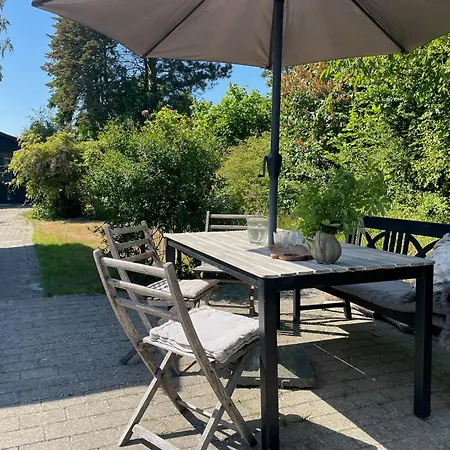 A Classic Summer House Atmosphere On Northern Mon