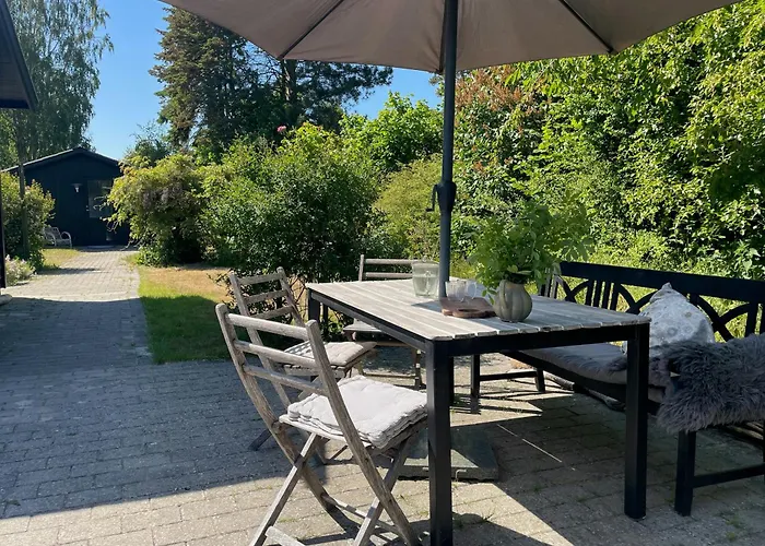 A Classic Summer House Atmosphere On Northern Mon